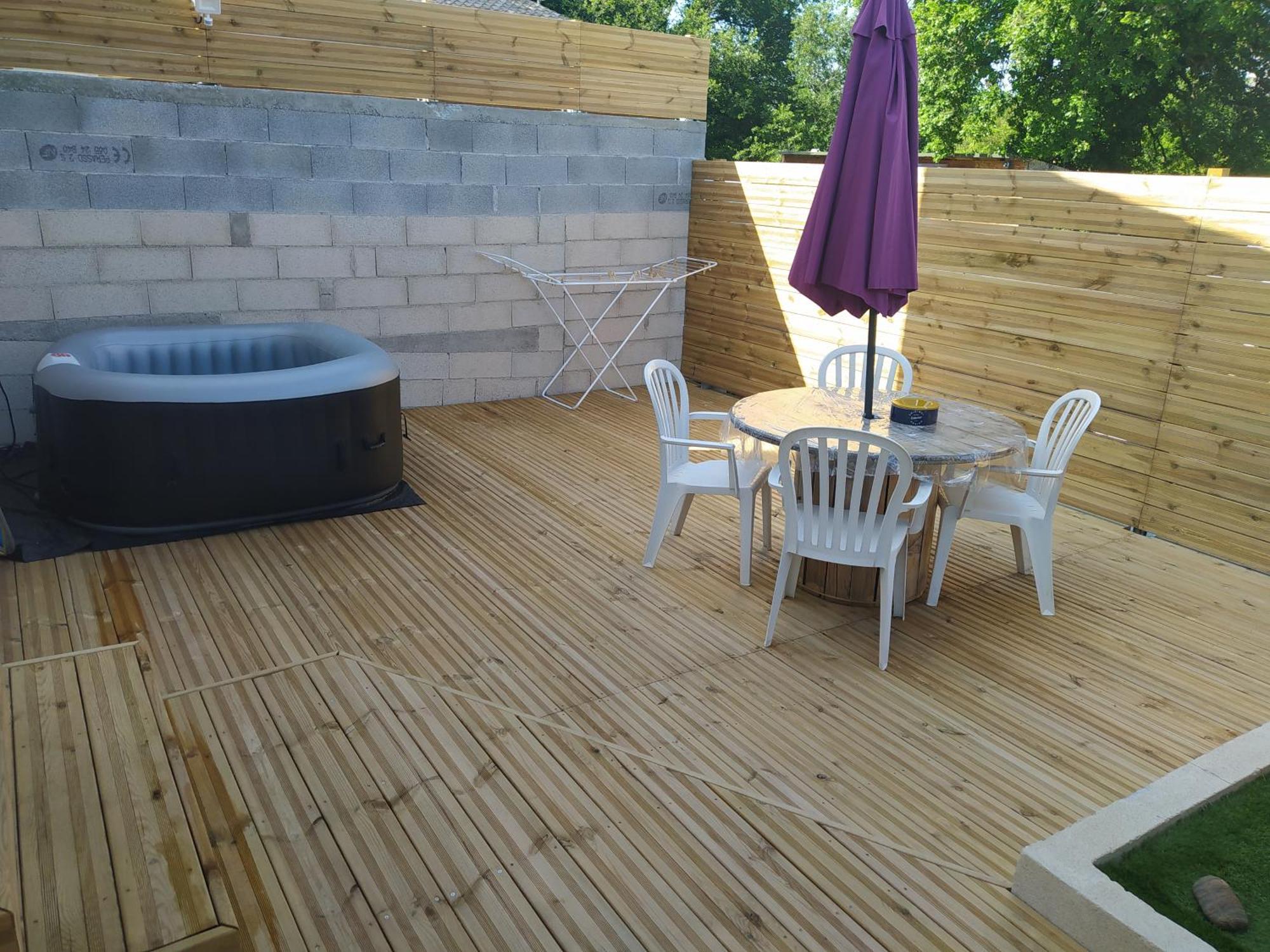 Studio Cosy Avec Terrasse Et Jacuzzi A Disposition De Mai A Aout Rians  외부 사진